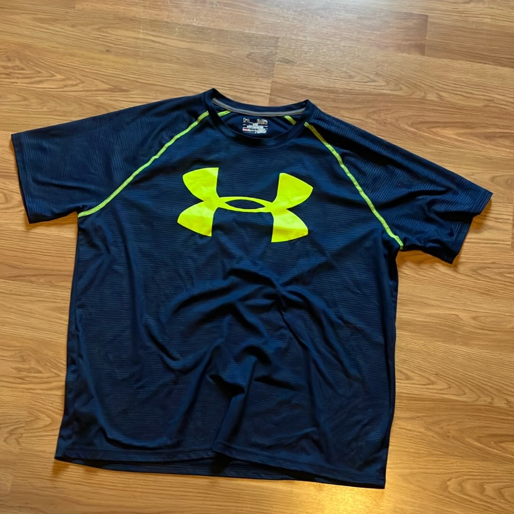 Men’s Under Armour Blue Tee Shirt, Size XL